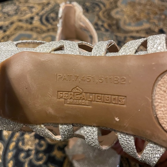 Silver strapped with zipper Fergalicious by Fergie, sz 6 US, 4 UK, 36 Eur. - Picture 3 of 4